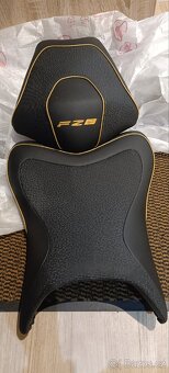 Prodám nové sedlo na Yamahu FZ8 - 4