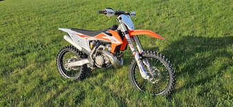 Prodám Motokrosový speciál KTM 300 SX 2020 najeto 65mth - 4