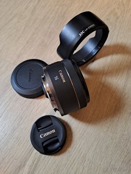 Prodám širokoúhlý objektiv Canon Rf 16 mm, f 2,8 STM - 4