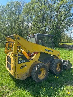 Smykový nakladač Komatsu 3,2t 2000mth - 4