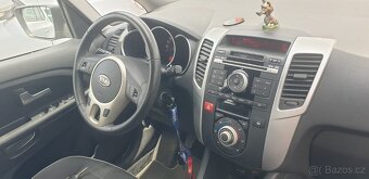 Kia Venga 1.4i Klima Alu Model 2010 - 4