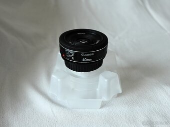 CANON EF 40mm f2,8 STM - 4