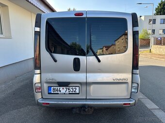 Opel Vivaro 1.9, L1H1, rok 2006 - 4
