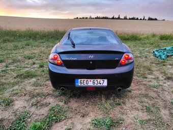 Hyundai coupe 2.0 105kw 2009 - 4