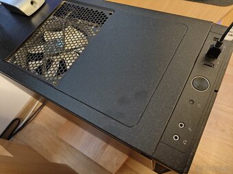 Herní sestava (PC+LCD+Klávesnice+Myš+Repro) - 4