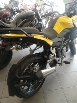 Benelli TRK 251 nová - 4