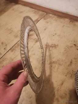 Mezikruží Wartburg  353 + poklice - 4