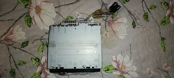 Autorádio Pioneer MVH-140UB - 4