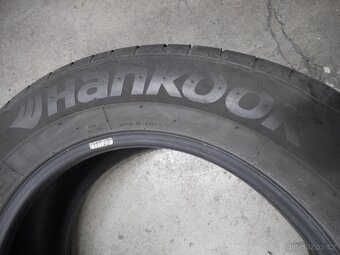 225/60R17 - 4