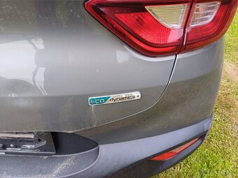 Kia stonic - 4