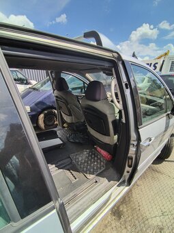 Citroen c8 - 4