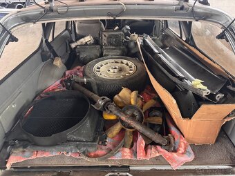 Ford Granada 2.8 injection - náhradní díly - 4