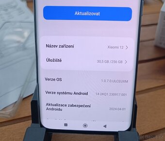 Mobilní telefon Xiaomi 12 / 8GB RAM / 256GB / v záruce - 4