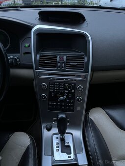 Volvo XC60 - 4