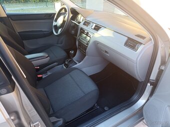 Prodám Škoda Rapid spaceback - 4