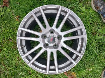 Enkei STI Subaru 18" - 4