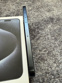 iPhone 15 PRO MAX 256 GB - Top stav - 4