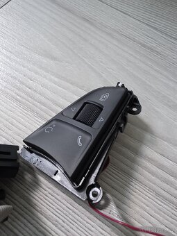 Tlačítka multifunkčního volantu Škoda 5E0919719L - 4