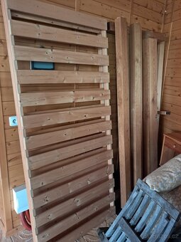 Dubová postel 180 x 200 - s roštem - 4