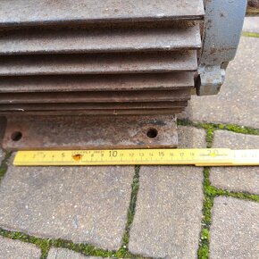 Asynchronní motor 2.2kW - 4