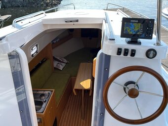 POUŽITÁ loď Laguna700 Cruiser r.v.2023+Mercury F30 - 4