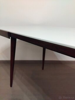 Konferenční stolek Jiroutek - 4