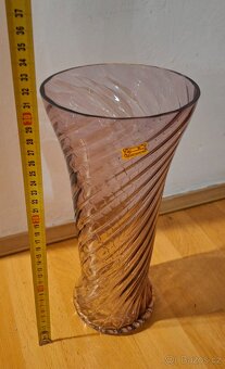 Skleněná váza - 4