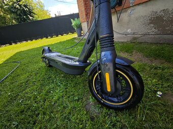 Ninebot max g2 - 4