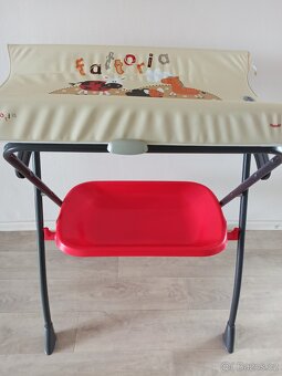 Přebalovací pult - 4