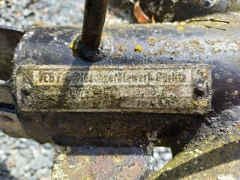 Starý hasičský přívěs DDR - 4