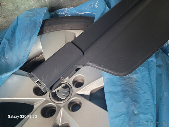 Roleta zavazadlového prostoru VW Touran 1T - 4
