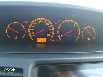 Prodám Nissan Primera combi WP12 r.v.2006 (tažné) - 4