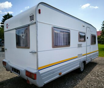 Rodinný karavan Burstner 480 Sportiv - palandy - 4