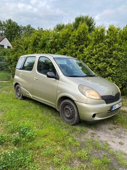 Toyota Yaris Verso 1.3i 63kw rok 2000 STK 08/2025 Euro3 - 4