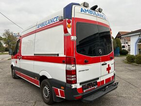 Mercedes-Benz Sprinter 3.0 CDI Sanitní vůz - automat - 4