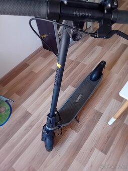 Koloběžka Ninebot KickScooter E2 - 4