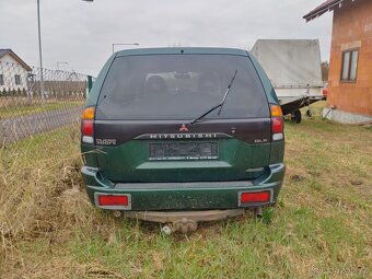Mitsubishi Pajero Sport - 4