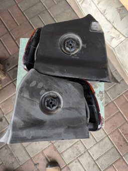 BMW E36 COMPACT ZADNÍ SVĚTLOMETY - 4
