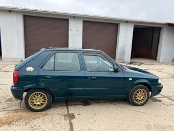 Škoda felicia TRUMF 1,3 MPi Najeto 45000km - 4