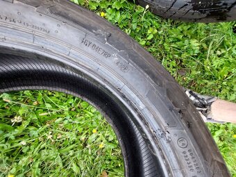 4x Zimní Continental Van 225/55 R17 109/107T 6,5mm - 4