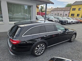 Mercedes-Benz Třídy E 220CDI 4-MATIC - 4