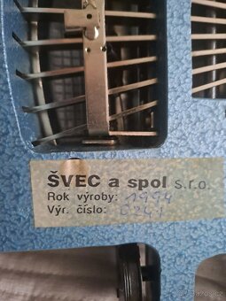 Psací stroj na braillovo písmo + slepecká hůl - 4