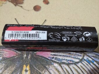 AVON Rtěnky Ultra Creamy/Matte/Shimmer 3,6g - 4