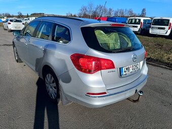 Opel Astra ST 1.6 CDTi  RV2013 odpočet DPH - 4