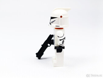 Custom LEGO Star Wars minifigurka AP1 Clone Trooper - 4