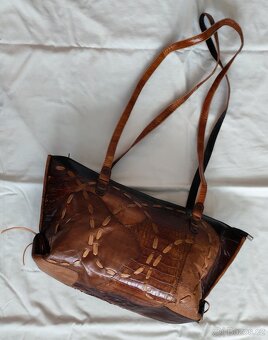 Kožená kabelka, ruční výroba - 4