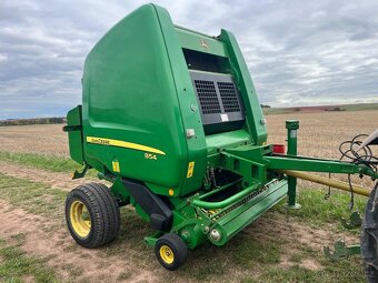 John Deere 854 - 4