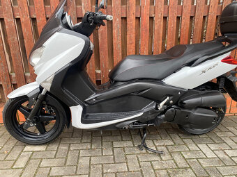 Yamaha X-Max 125 ABS - 4