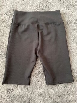 Kratasy Under armour - 4