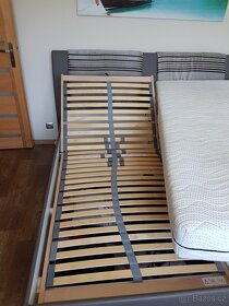 pěkná moderní postel - 4